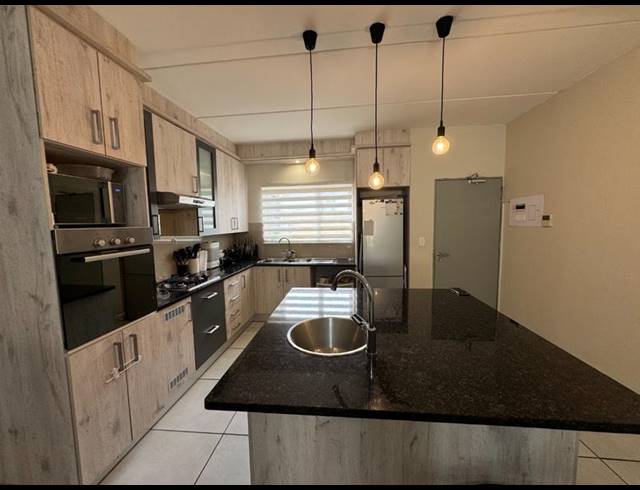 3 BEDROOM PROPERTY TO RENT IN NORTH RIDING